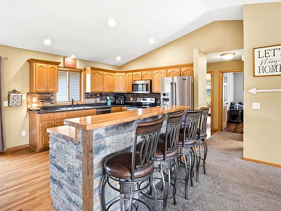 3rd image of 5885 Dalton Ave SE