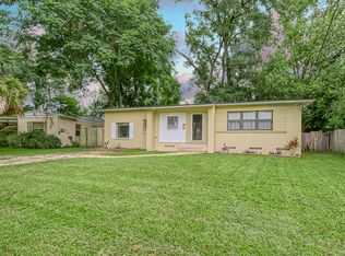 5447 Waterside Dr, Jacksonville, FL 32210