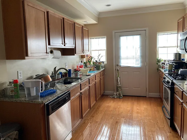 315 S Collington Ave — Photo 11