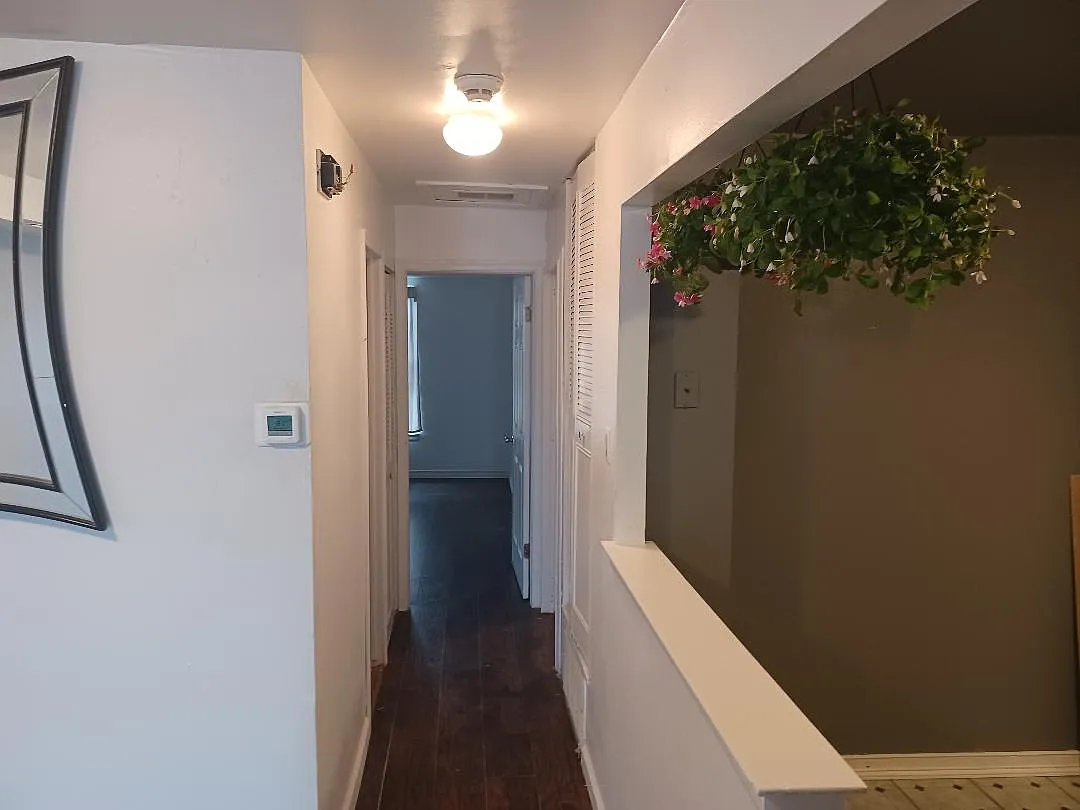 2 bed, 1800 sqft, $1,400 — Photo 3