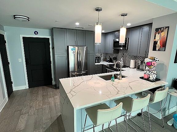 5th image of 345 Bayshore Blvd #Penthouse P11