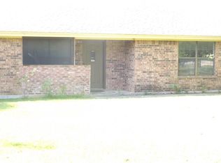 141 River Rd, Decatur, TX 76234