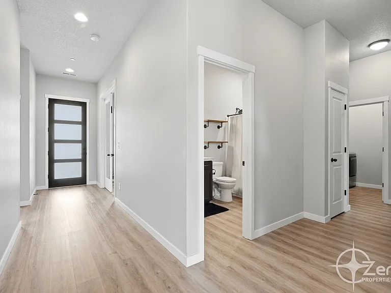 2225 NE 82nd St — Photo 3