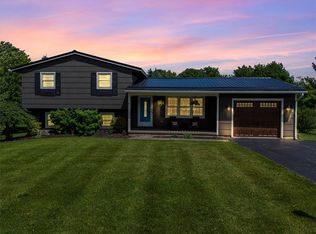 5 Hillside Dr, Clifton Springs, NY 14432