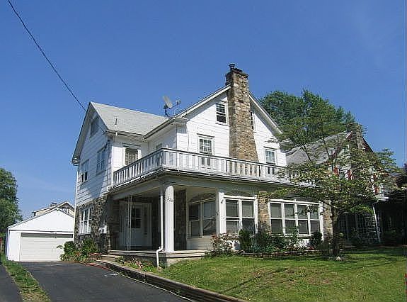 4 Bedrooms, 3 Baths!