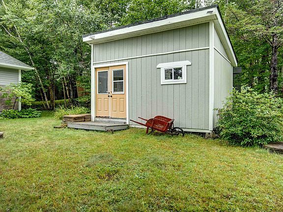 4th image of 21 Cathy Rd