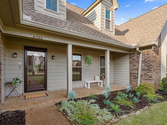 5th image of 8732 Carrollwood Ln