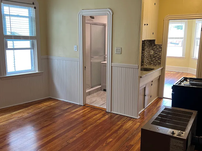 179 Eugenia St #2 — Photo 6