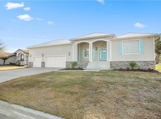 704 Eagle Ln, Apollo Beach, FL 33572