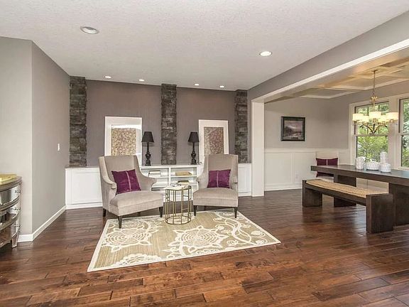 5th image of 5321 Interlachen Blvd