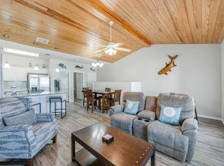 1813 11th St #ID1325620P, Pt Aransas, TX 78373