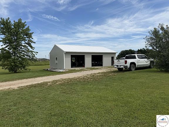 3rd image of 34405 Ratcliff Rd