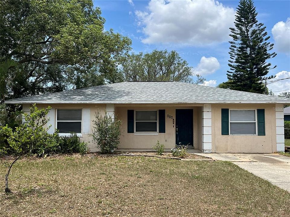1st image of 207 Mountain Dr