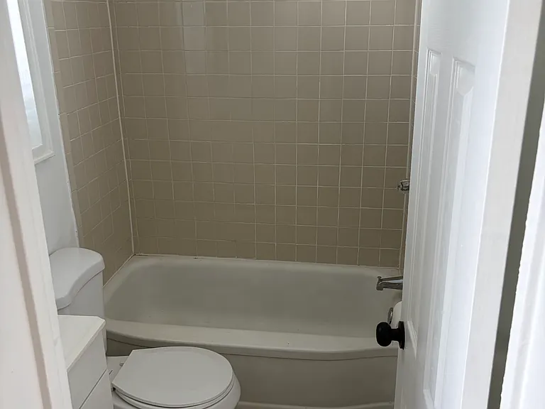 5524 B St SE — Photo 6