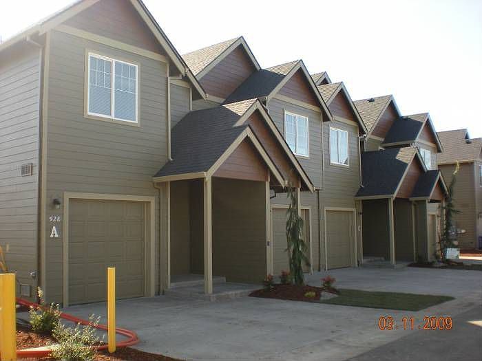 Exterior of Front of Bld.