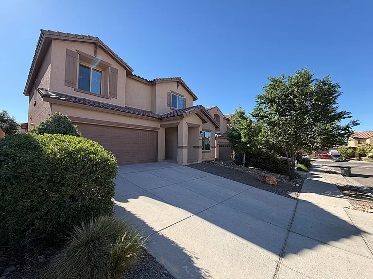 154 Prado Verde Ct NE — Photo 2