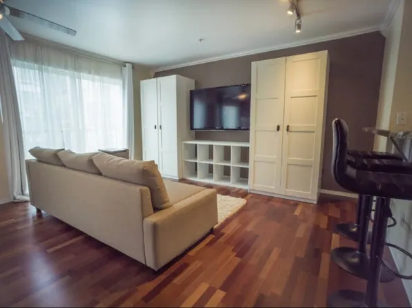 323 Queen Anne Ave N APT 409, Seattle, WA 98109