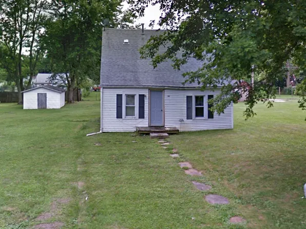 2001 E Depauw Ave, Muncie, IN 47303