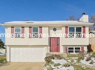 517 Merribrook Ln, O'Fallon, MO 63368