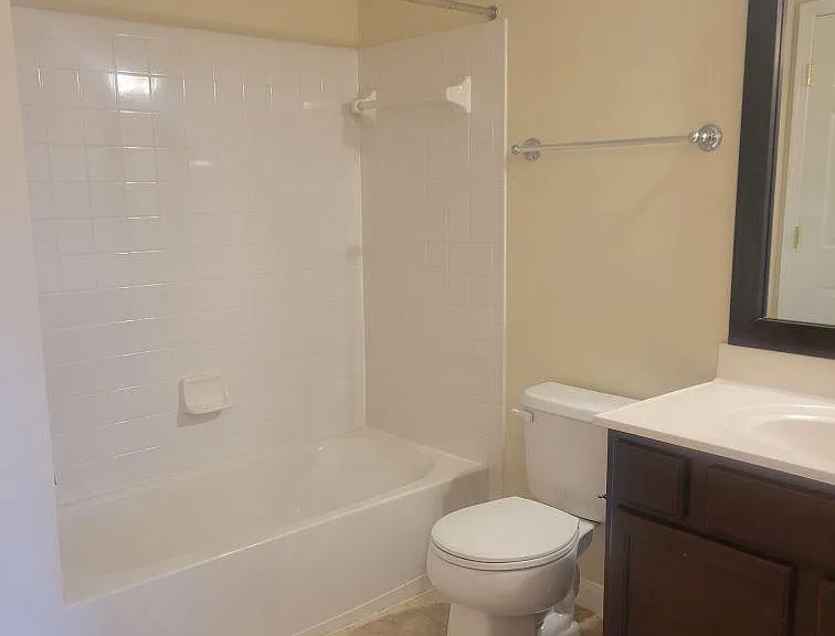 8813 Stoneridge Cir #202 — Photo 12