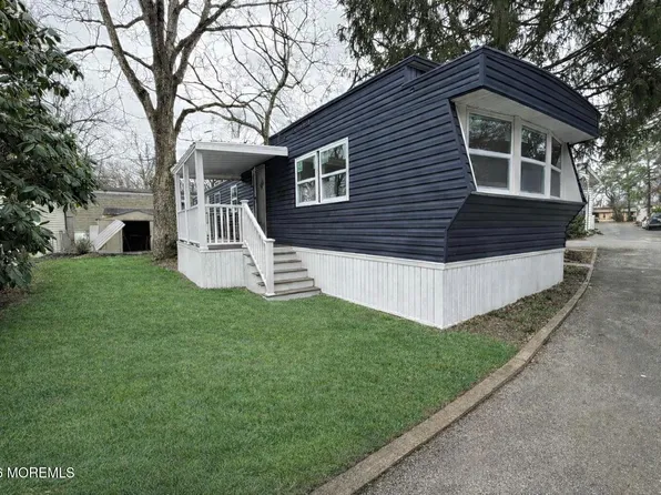 56 Marcia Memorial Circle, Jackson, NJ 08527