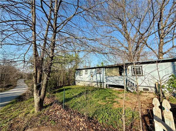 16300 Cardinal Rd, Bella Vista, AR 72715
