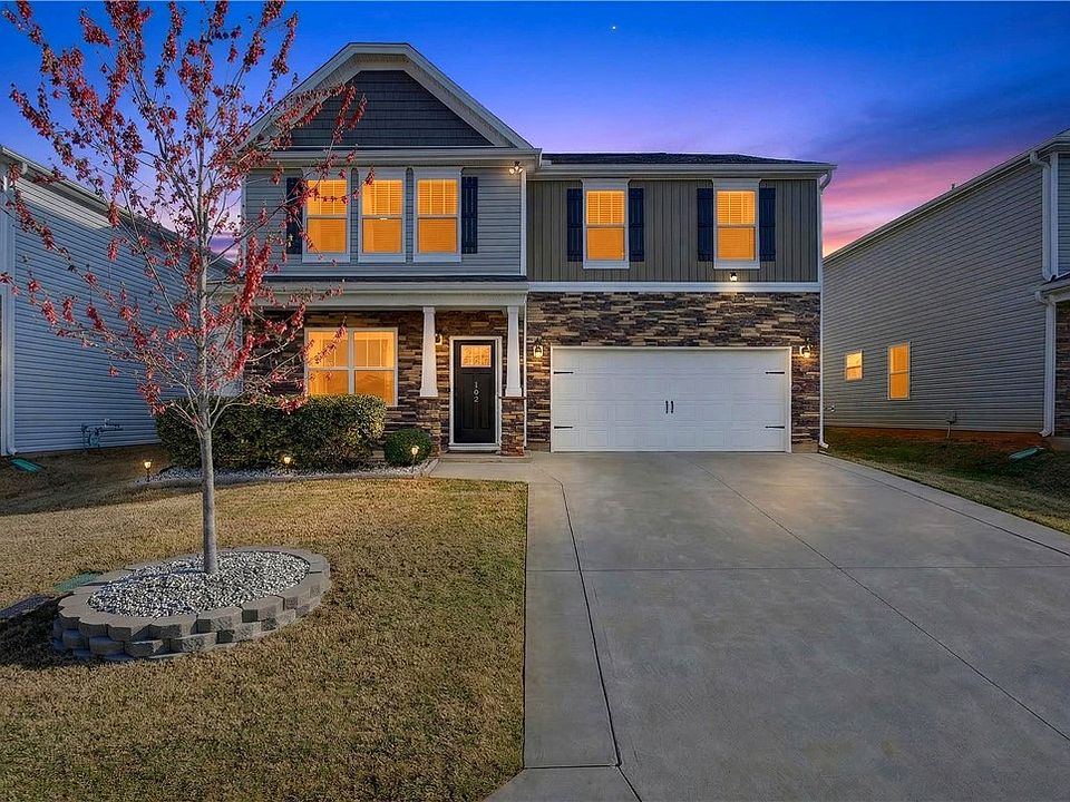 1st image of 102 Preservation Dr