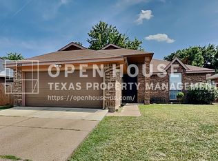 400 Valley Mills Dr, Arlington, TX 76018