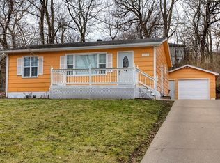 2350 E 34th St, Des Moines, IA 50317