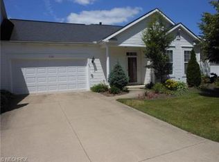 5160 Bridgeport Ln, Stow, OH 44224