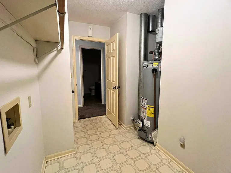 2509 Hollyhock Dr — Photo 38
