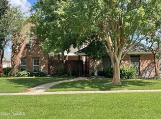 119 Playfair Dr, Lafayette, LA 70503