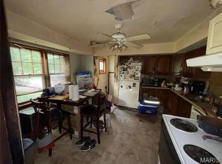 3134 La Vista Dr, Saint Ann, MO