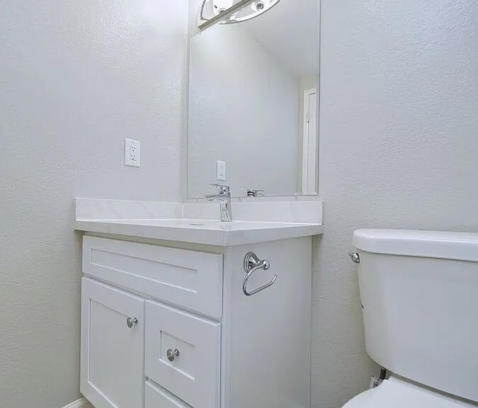 920 Fletcher Ln #203 — Photo 13