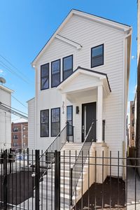 3614 N Marshfield Ave, Chicago, IL, 60613