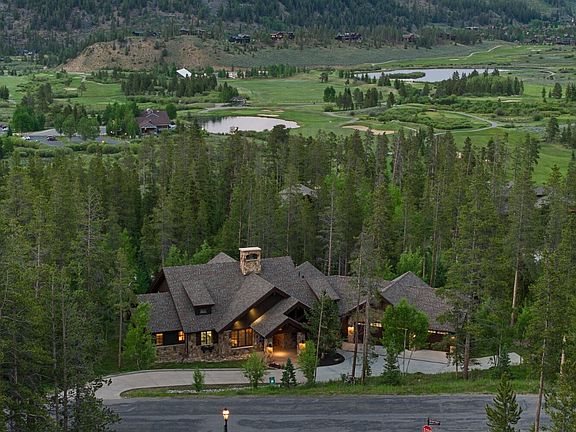 3rd image of 1900 Highlands Drive