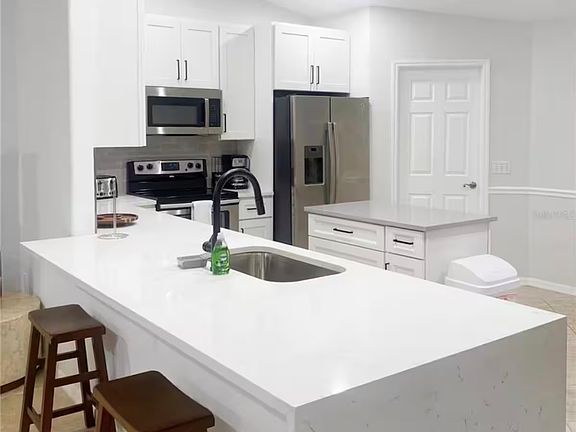4th image of 5019 23rd St E