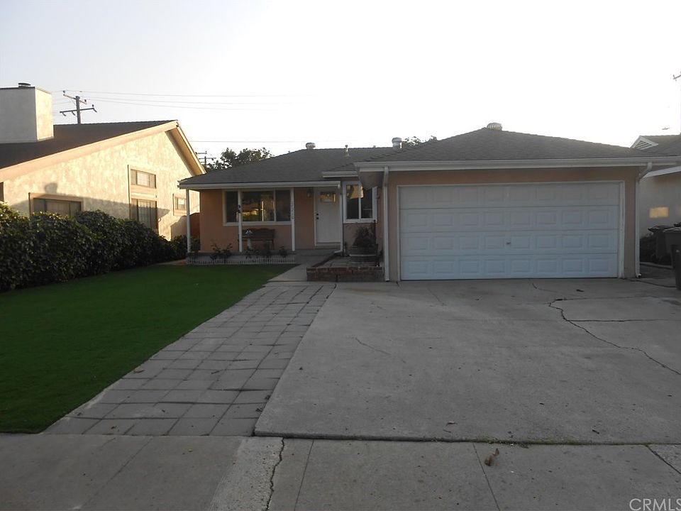 1st image of 17210 Illinois Ct