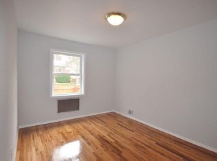 140 Silver Lake Rd FLOOR 2, Staten Island, NY 10301