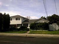 2nd image of 2137 Ann St