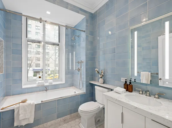 390 West End Avenue 2A image 11 of 12