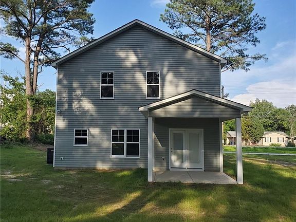 4th image of 202 Circle Ct