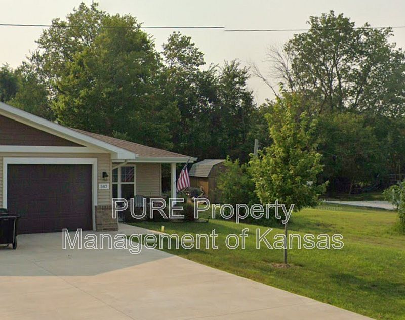 507 Main St, Harveyville, KS 66431 Zillow