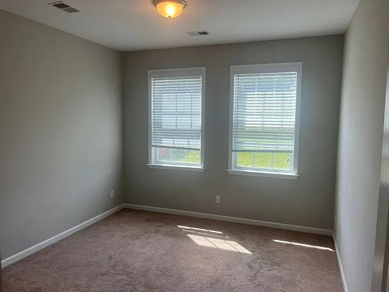 8156 Ronda Dr — Photo 7