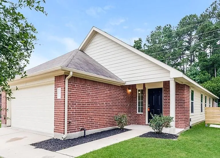 10023 Piave Dr — Photo 2