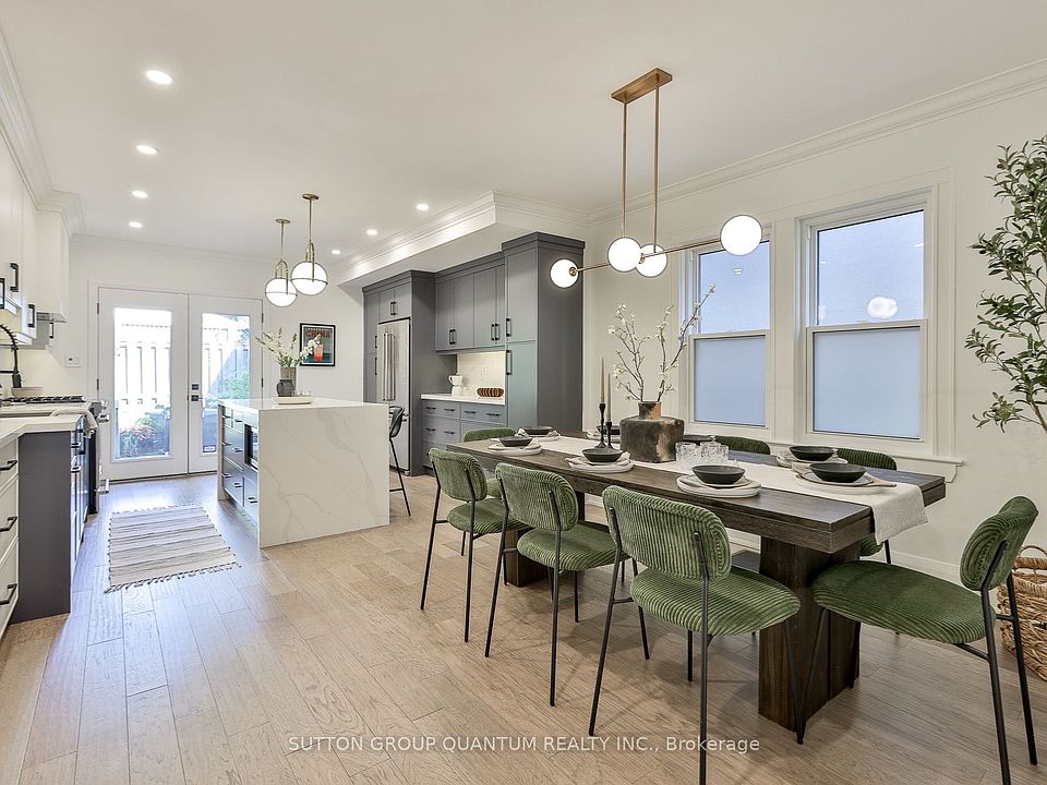 1st image of 110 Castlefield Ave