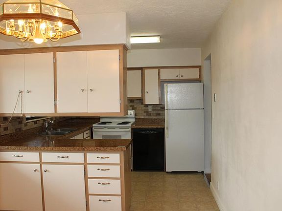 5th image of 1845 Santalema Dr