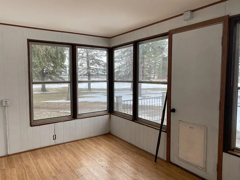 1445 County Rd E — Photo 5
