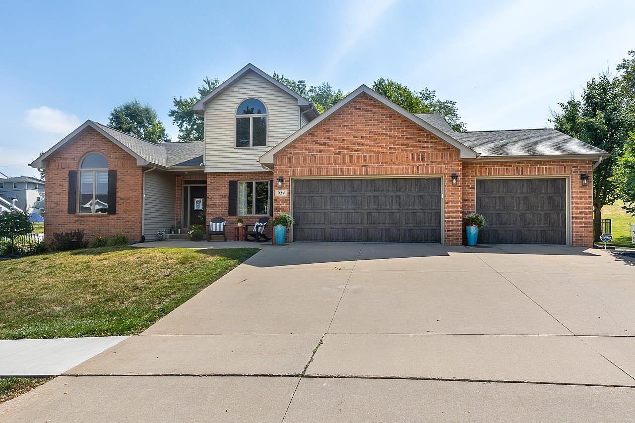 934 Barbaralee Dr, Dubuque, IA 52003 MLS 147736 Zillow