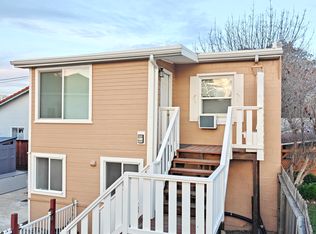 2327 5th St #B, Livermore, CA 94550